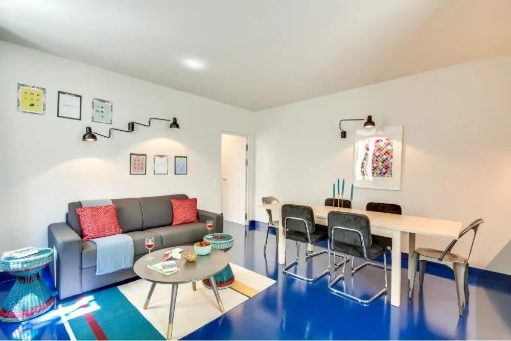 Ferienwohnung Modern & Colourful 3Bd For 9 Guests In Le Marais! Paris Exterior foto