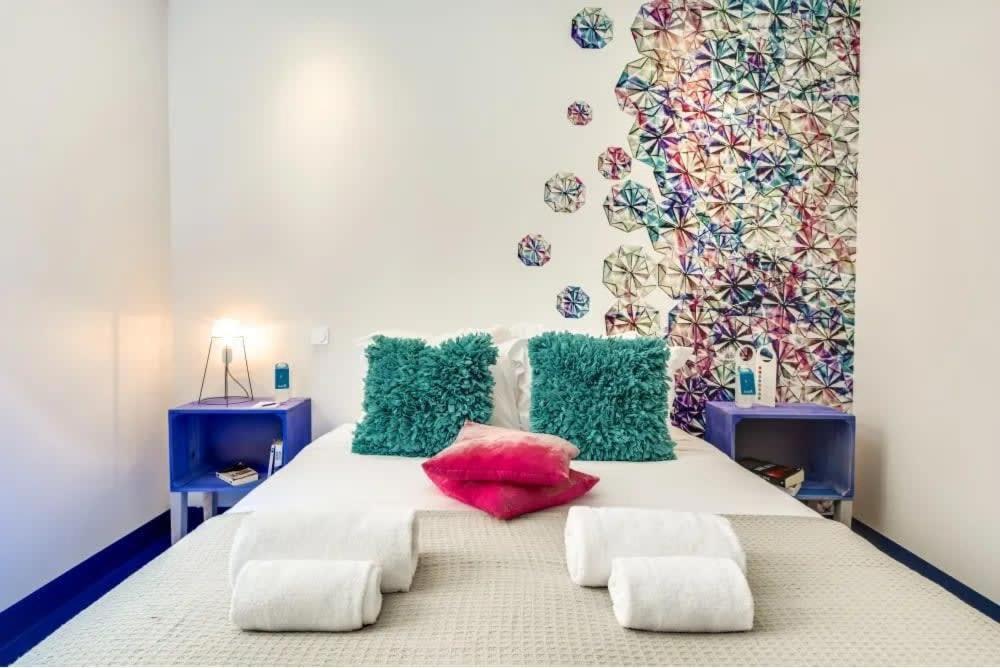 Ferienwohnung Modern & Colourful 3Bd For 9 Guests In Le Marais! Paris Exterior foto